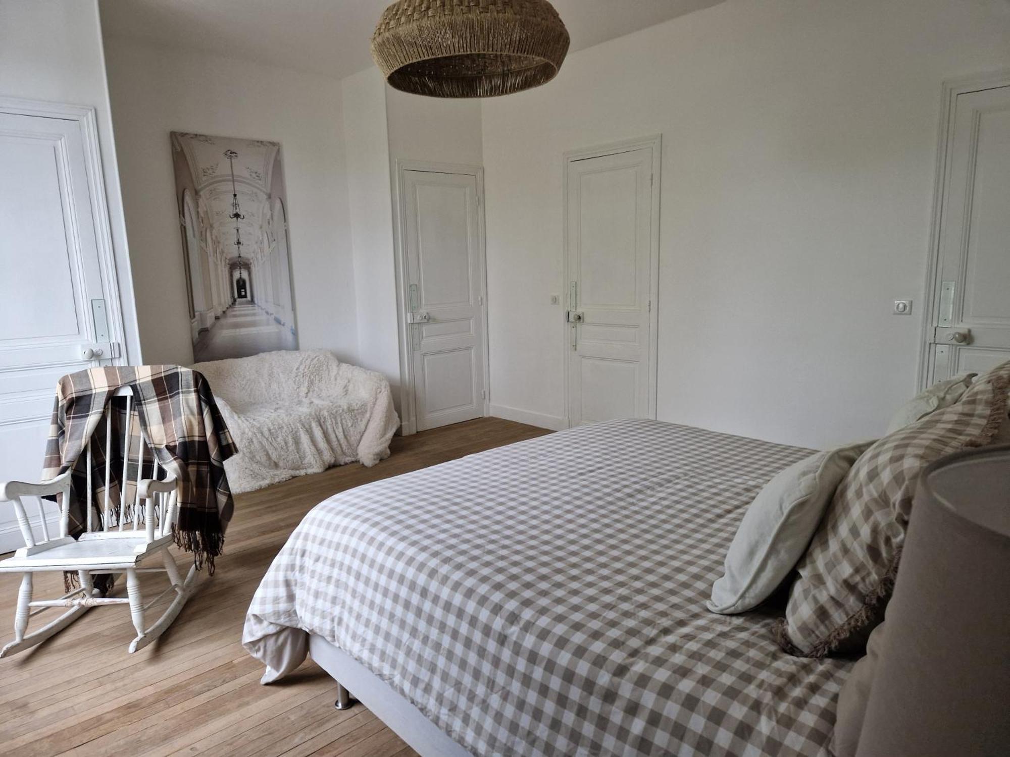 Demeure Du Saule Madame Bed & Breakfast Thieux  ภายนอก รูปภาพ